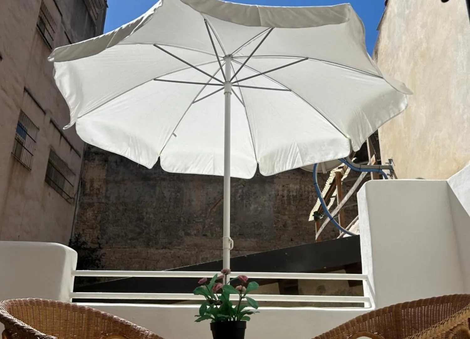 Like Home Palermo location